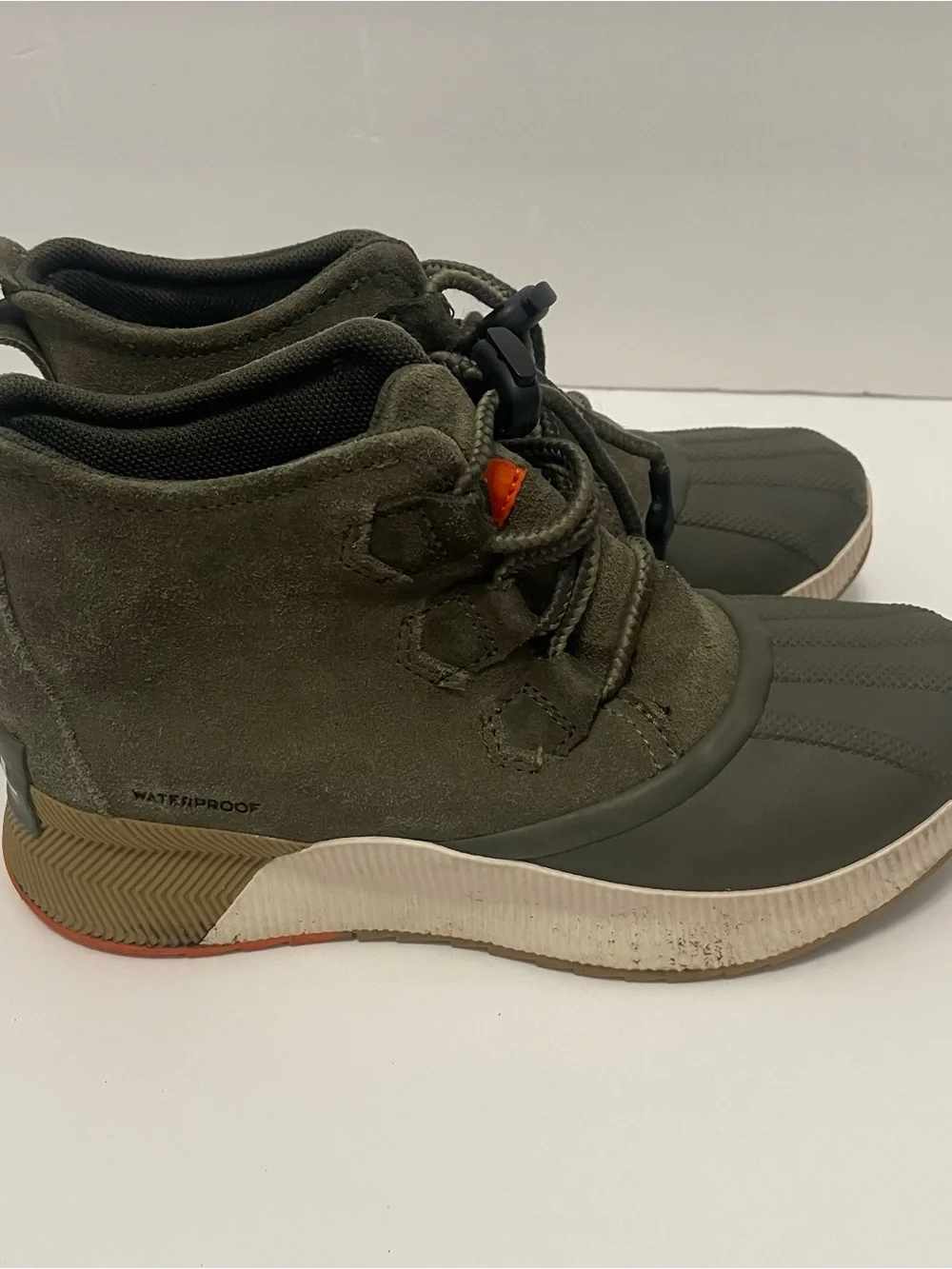Sorel Out 'N About Youth Boots Size US 5 Gray Shoes Waterproof Kids